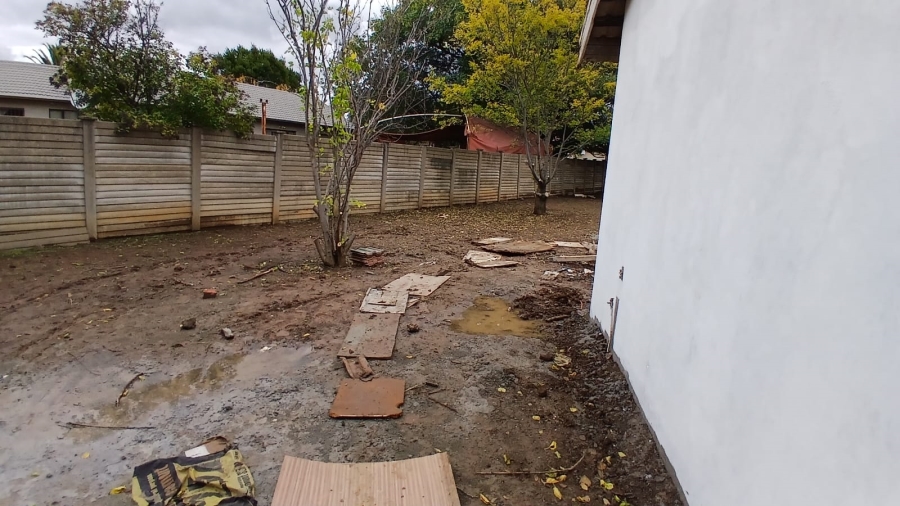 To Let 4 Bedroom Property for Rent in Pellissier Free State